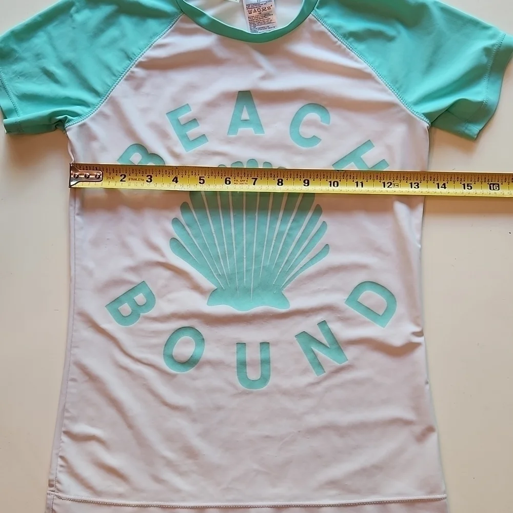 Old Navy extra large white green Beach Bound short sleeve rashguard